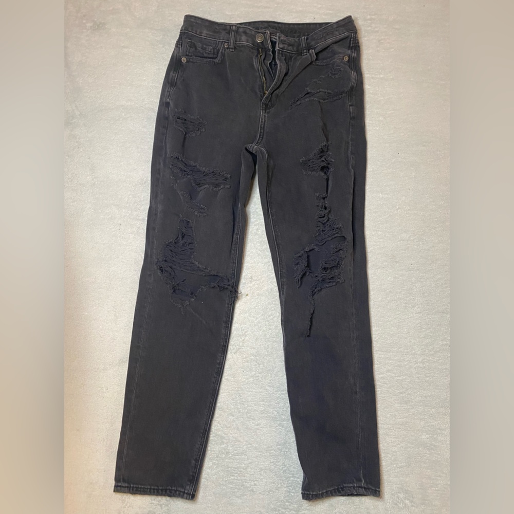 American Eagle women’s size 4 black jeans